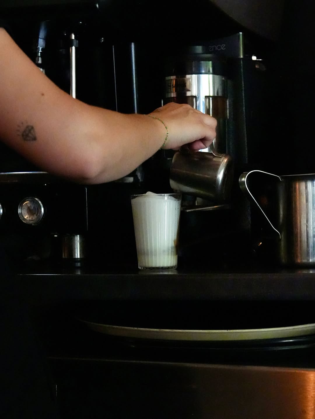 Préparation latte art