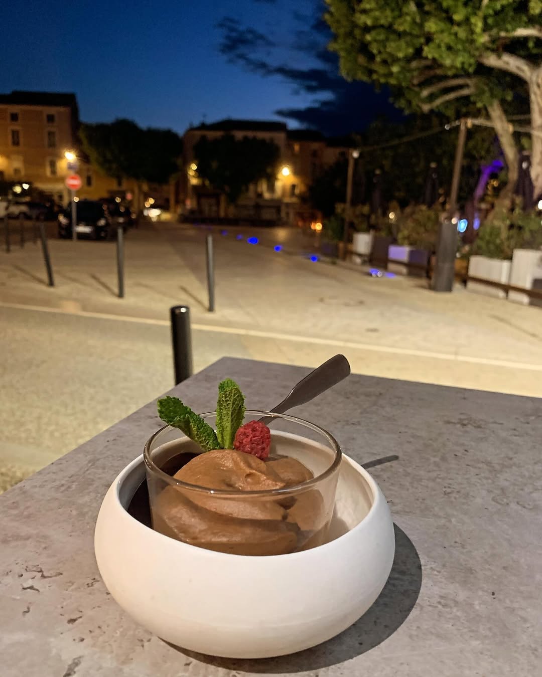 Mousse au chocolat en terrasse
